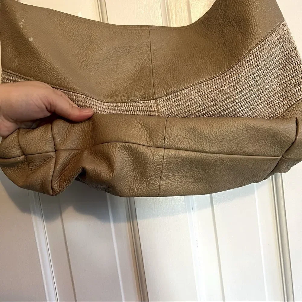 Pulicati shoulder bag